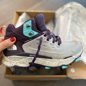 New! 🏔️🏃🏻‍♀️The North Face Women's Trail Running Shoes size 8